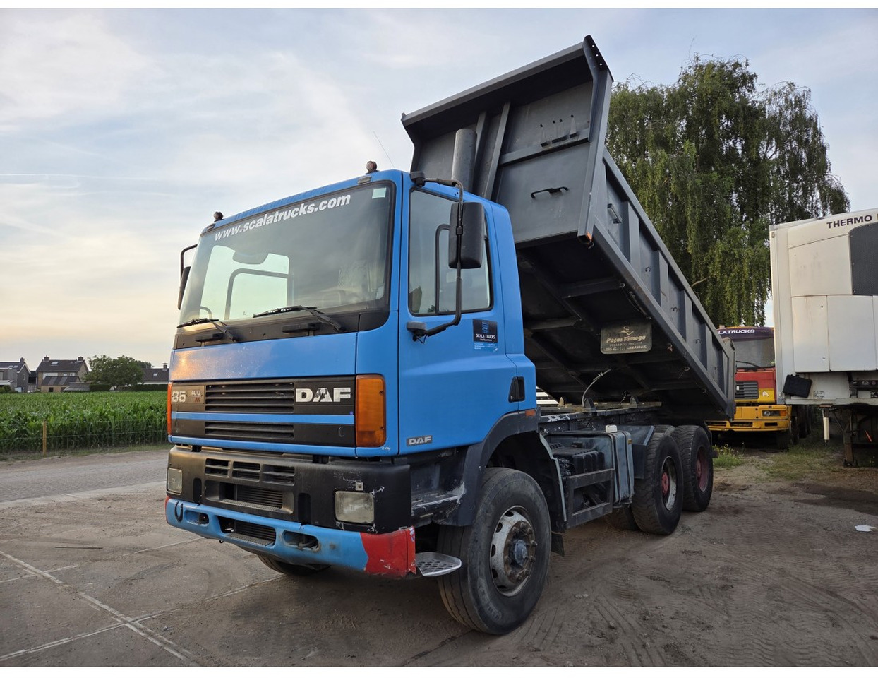 Camion benne DAF 85 400 ATI 6x4 Tipper
