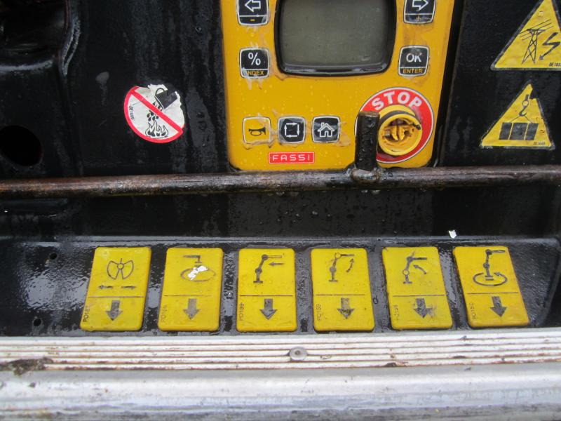 Camion benne DAF CF85 410