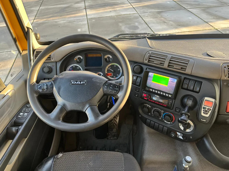 Camion benne DAF CF 75 360 FAN Kipper knijperwagen