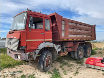 Camion benne IVECO 330-30