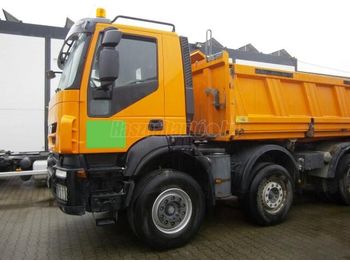 Camion benne IVECO Trakker 450 8x4 Billencs Bordmatik