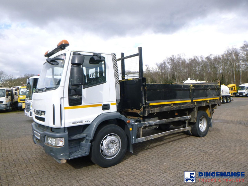 Camion benne Iveco Eurocargo 180E25 4x2 RHD tipper