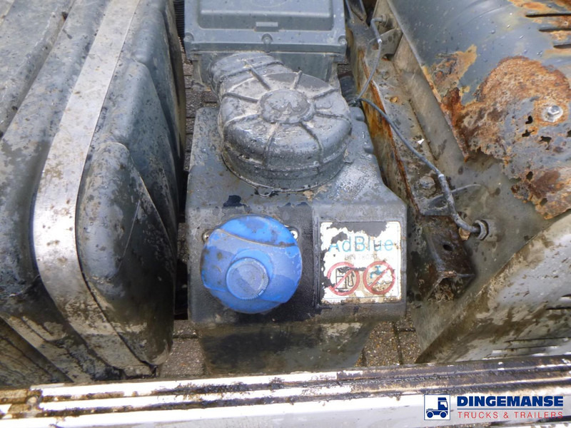 Camion benne Iveco Eurocargo 180E25 4x2 RHD tipper