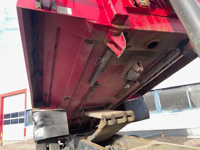 Camion benne Iveco Eurotrakker 340 380 8X4 Euro 2