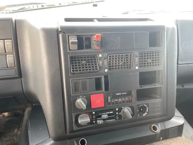 Camion benne Iveco Eurotrakker 340 380 8X4 Euro 2