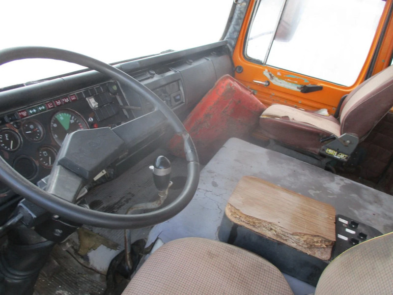 Camion benne MAN 19 280 , Eaton Manual , 3 way tipper , Spring suspension