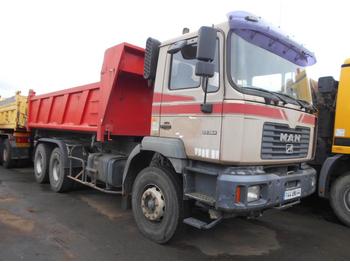 Camion benne MAN 33.364