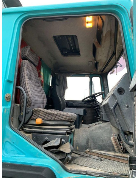 Camion benne MAN 33.372 6X4 KIPPER MANUAL ZF GEARBOX