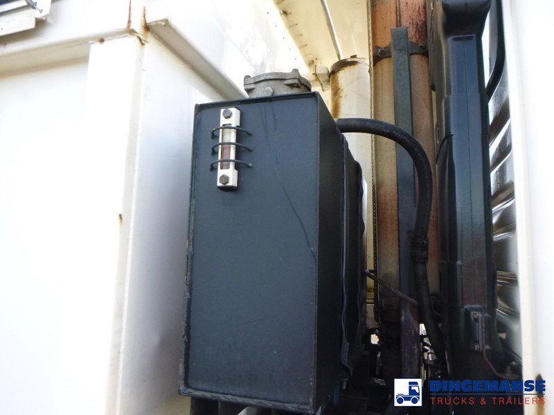 Camion benne MAN 41.414 8x4 tipper 20 m3