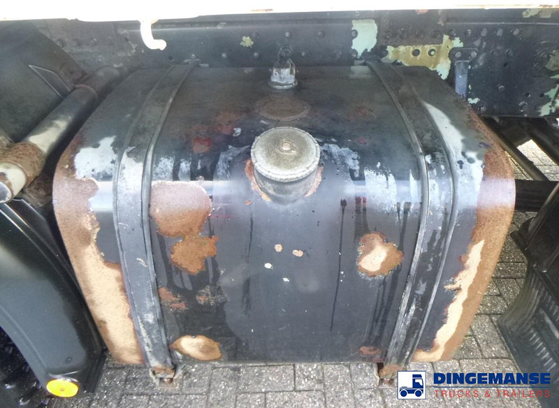 Camion benne MAN 41.414 8x4 tipper 20 m3