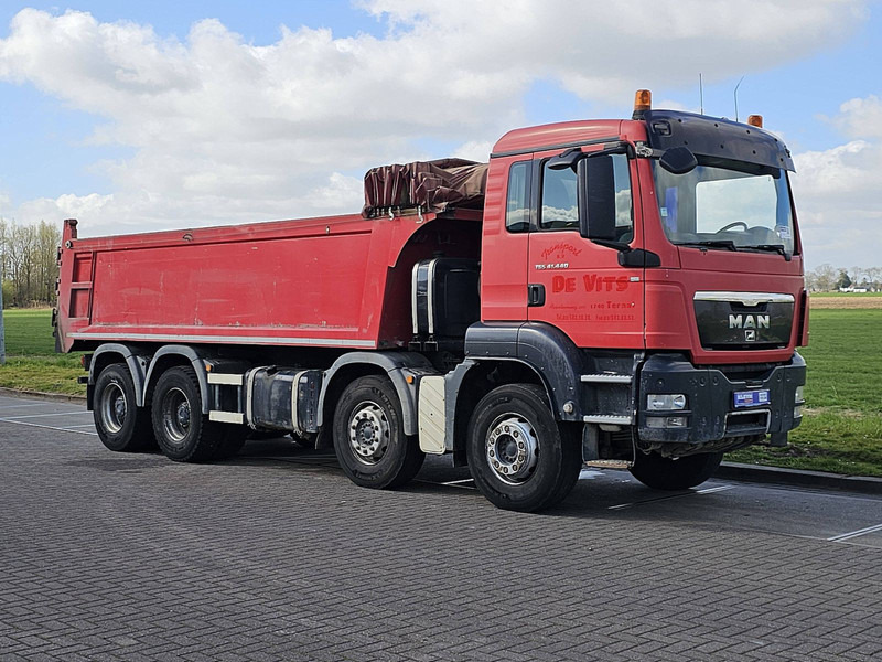Camion benne MAN 41.440 TGS