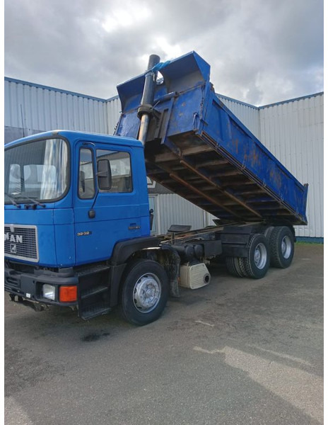 Camion benne MAN F2000 , 32-322 , 6x4 , ZF Manual , 3 Way Tipper , Spring Suspension