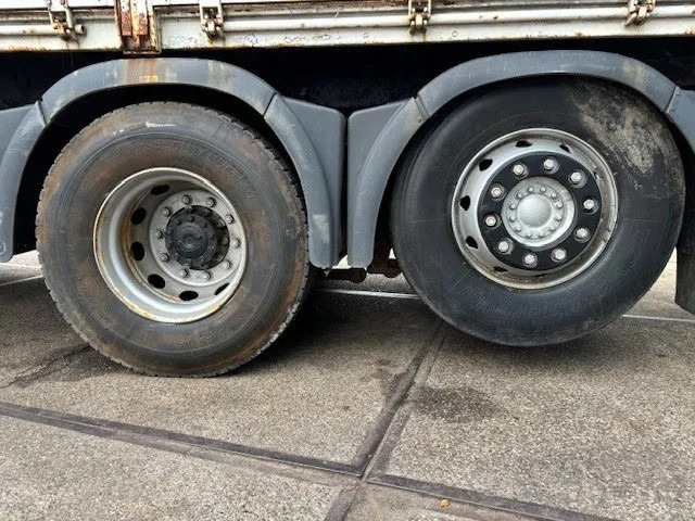 Camion benne MAN TGA 26.410 XL 6x2 KIPPER (6-CILINDER HEADS) (ZF16 MANUAL GEARBOX / LIFT-AXLE / HYDRAULIC KIT / AIRCONDITIONING)