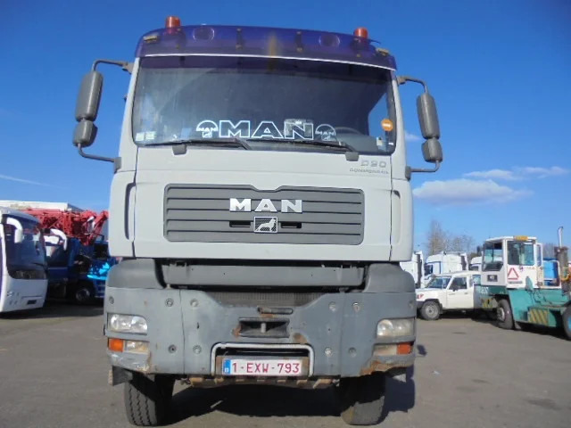 Camion benne MAN TGA 26.430 BBS 6X6 KIEPER /TRACTOR