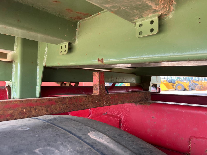 Camion benne MAN TGA 26.480 6x4 tipper + HMF crane