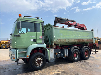 Camion benne MAN TGA 26.480 tipper + HMF crane