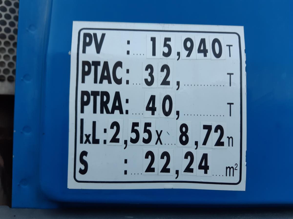 Camion benne MAN TGA 35.390