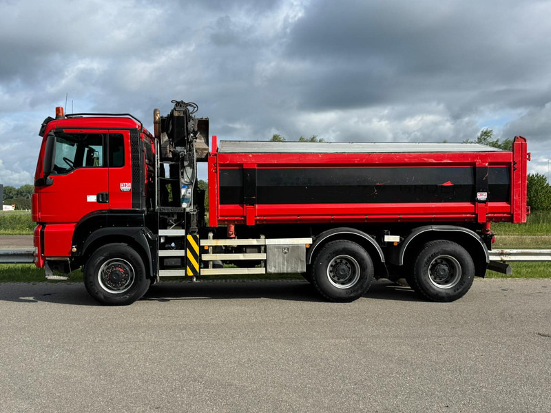 Camion benne MAN TGS 32.400 6x6 Kipper with Crane