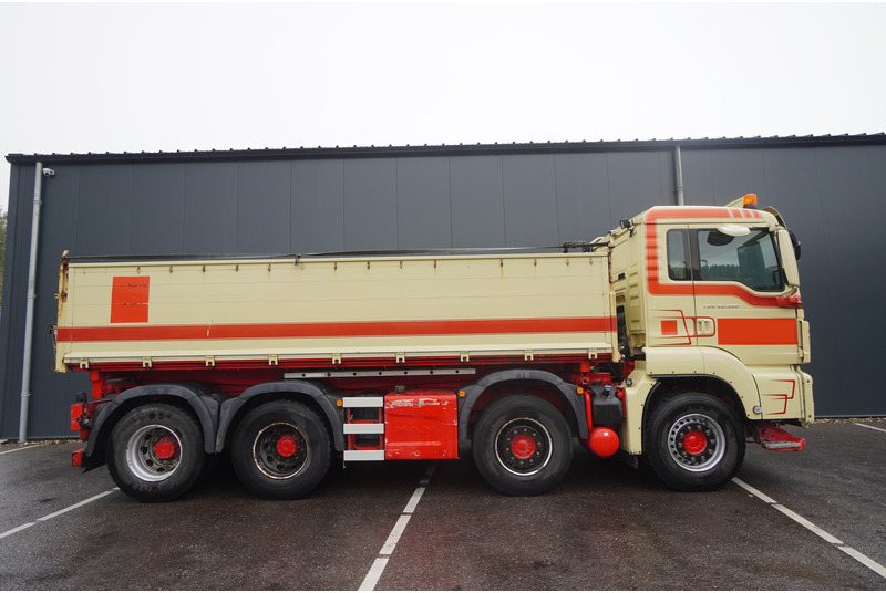 Camion benne MAN TGS 35.500 8X4 TIPPER