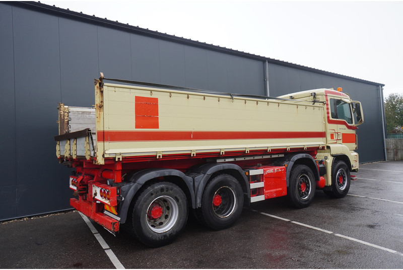 Camion benne MAN TGS 35.500 8X4 TIPPER