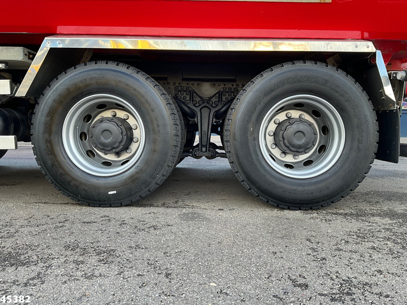 Camion benne MAN TGS 35.510 8X4 15m³ kipper