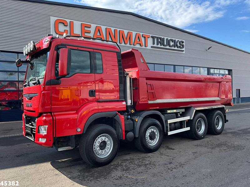 Camion benne MAN TGS 35.510 8X4 15m³ kipper