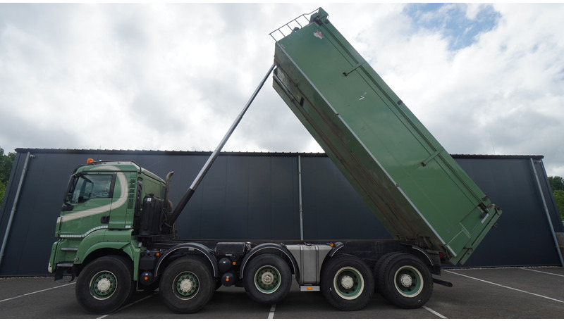 Camion benne MAN TGS 49.460 10X8 TIPPER 309.000KM