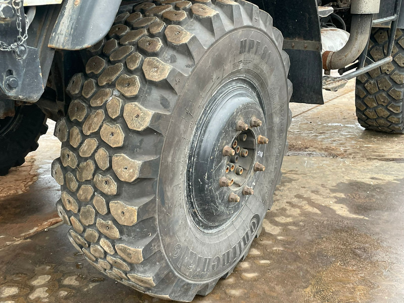 Camion benne MERCEDESBENZ Unimog U1600