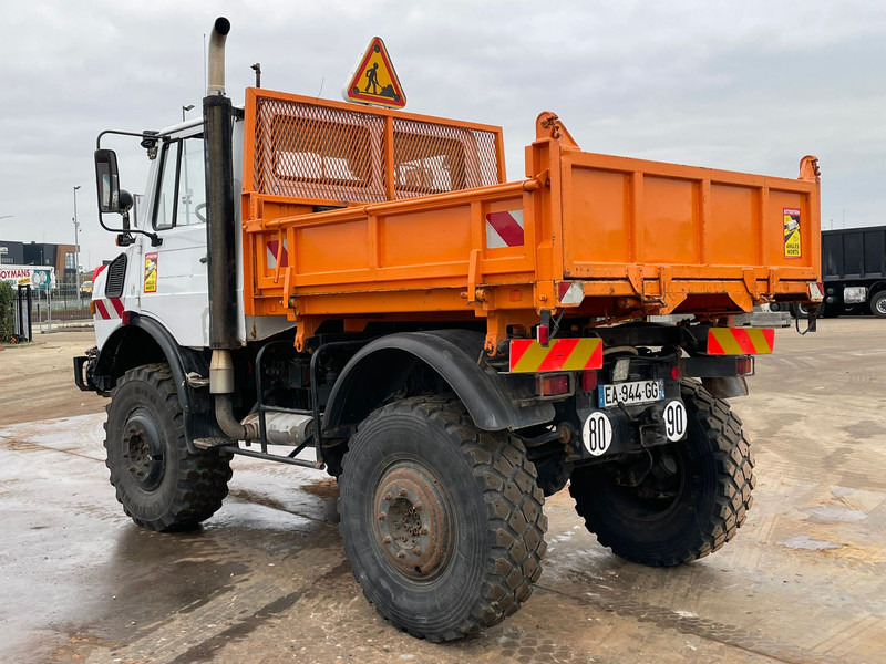 Camion benne MERCEDESBENZ Unimog U1600