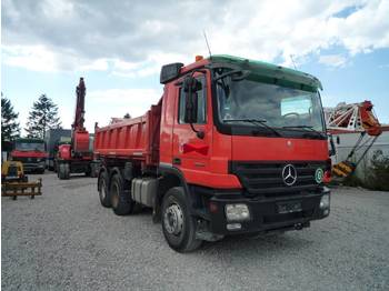 Camion benne MERCEDES BENZ 2644 K
