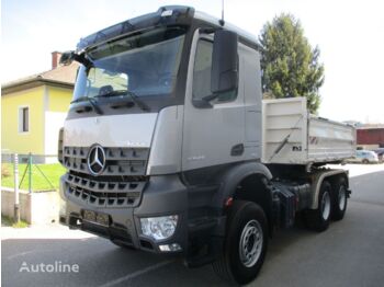 Camion benne MERCEDES-BENZ Arocs 3348K