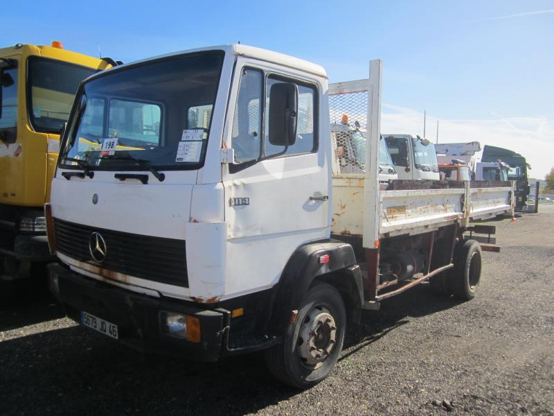 Camion benne Mercedes 1114