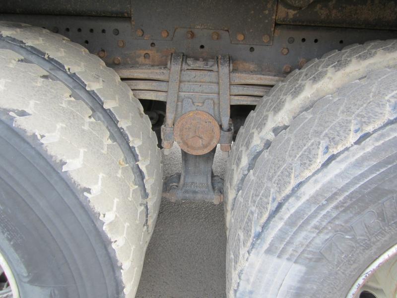 Camion benne Mercedes AXOR 3240