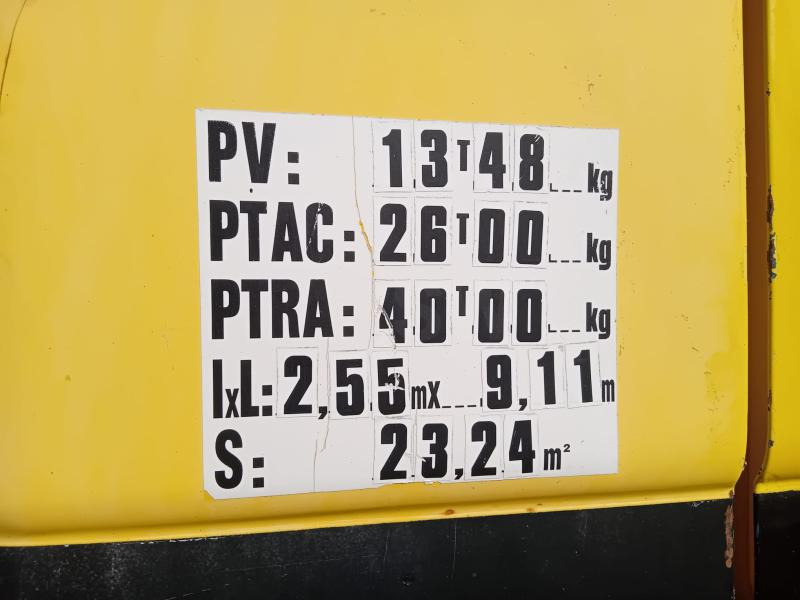 Camion benne Mercedes Actros 2631