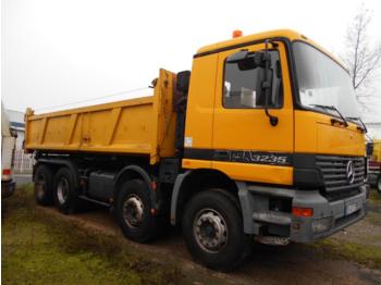 Camion benne Mercedes Actros 3235