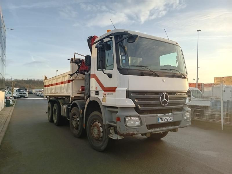 Camion benne Mercedes Actros 3236