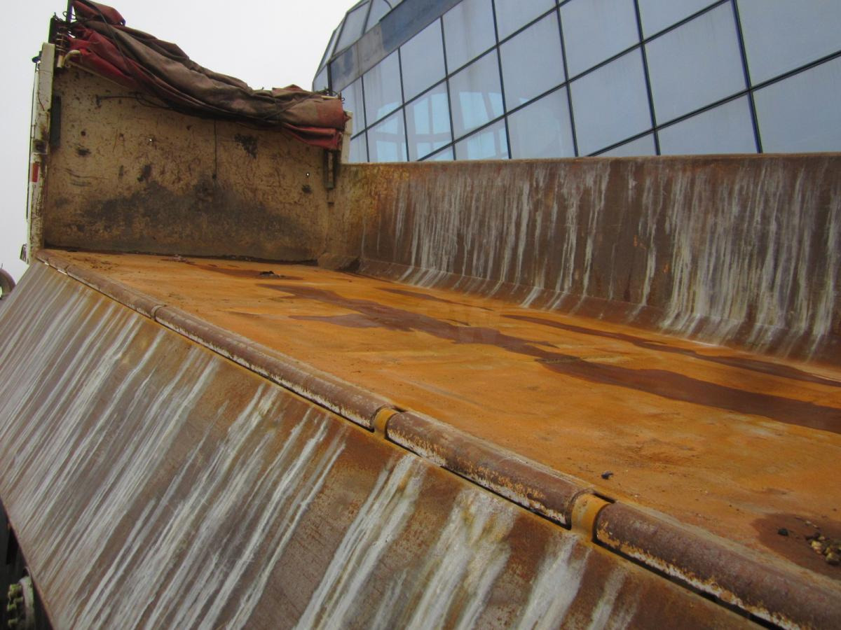 Camion benne Mercedes Actros 3236