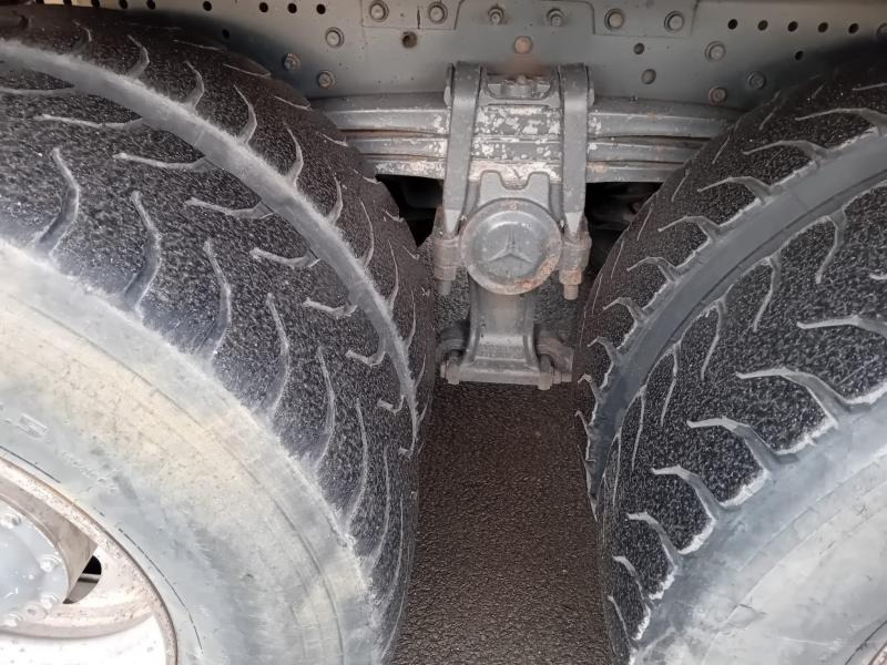 Camion benne Mercedes Actros 3236