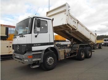Camion benne Mercedes Actros 3331