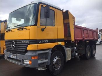 Camion benne Mercedes Actros 3335