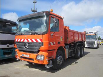 Camion benne Mercedes Actros 3336