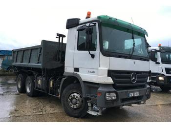 Camion benne Mercedes Actros 3336