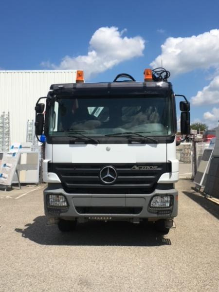 Camion benne Mercedes Actros 3336