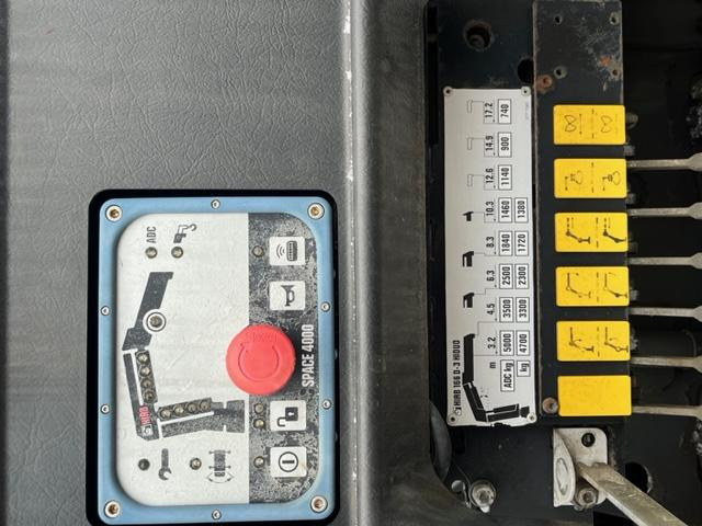 Camion benne Mercedes Actros 3336