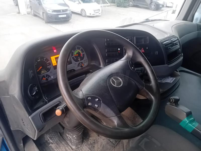 Camion benne Mercedes Actros 4141