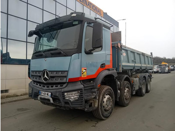 Camion benne Mercedes Arocs 4143