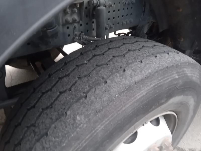 Camion benne Mercedes Arocs 4143