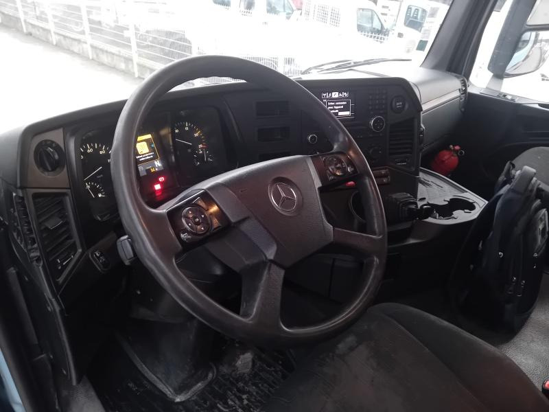 Camion benne Mercedes Arocs 4143