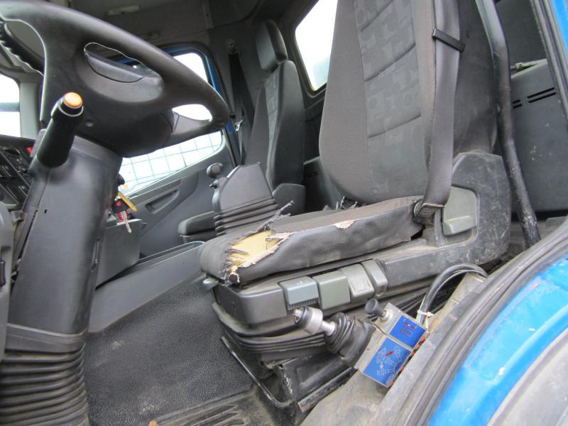 Camion benne Mercedes Axor 3240