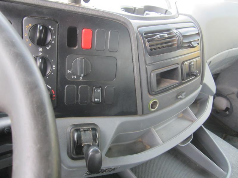 Camion benne Mercedes Axor 3240
